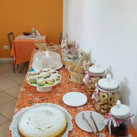 فندق مبيت وإفطار Le Grotte Castro (Lecce)